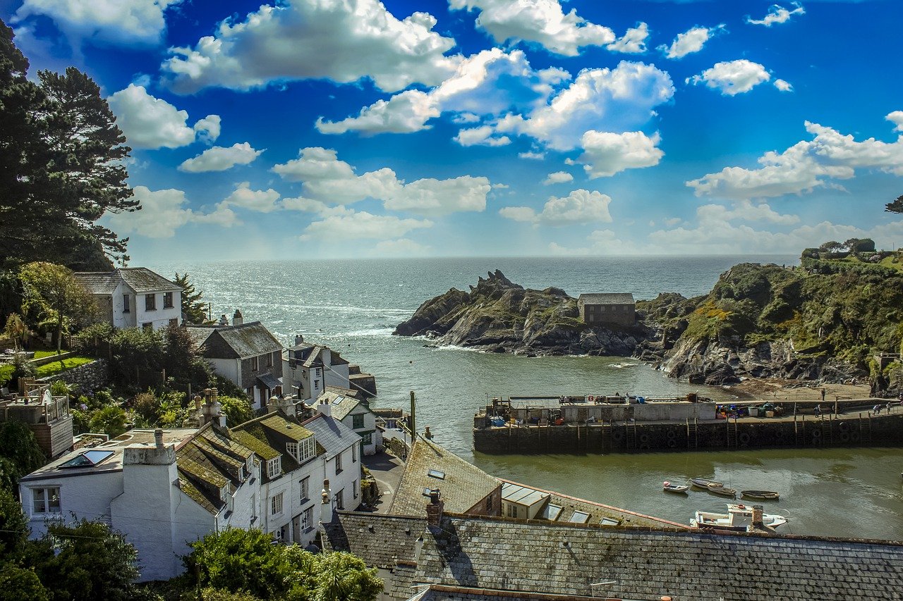 Top 10 reasons to visit Cornwall in Spring