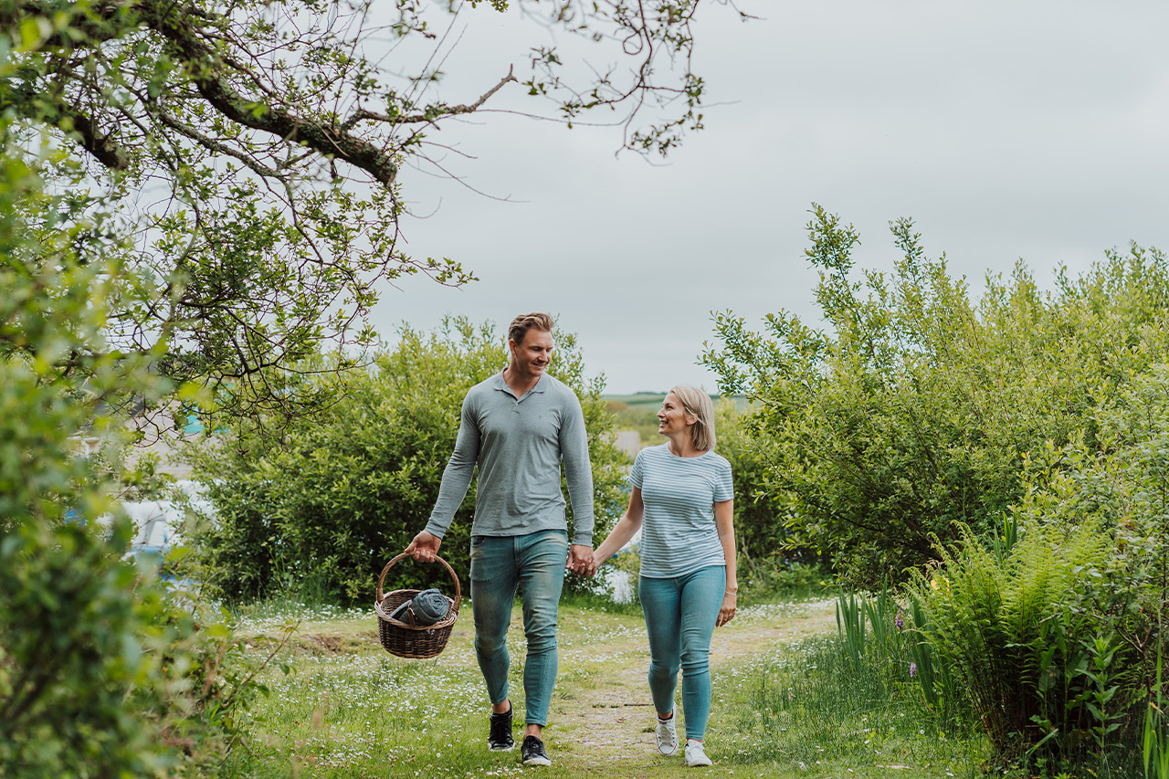 Best 13 Romantic Getaway Activities