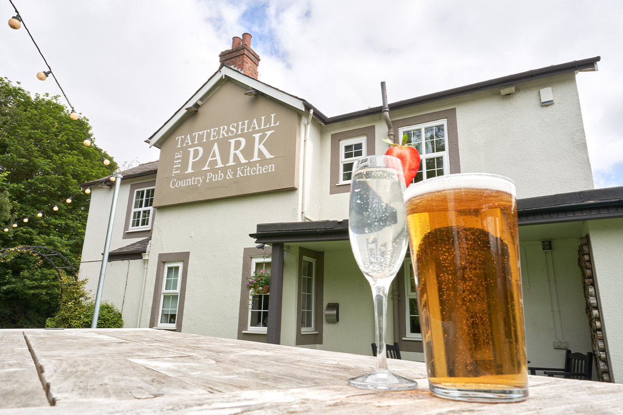 The top 10 pubs near Tattershall Lakes