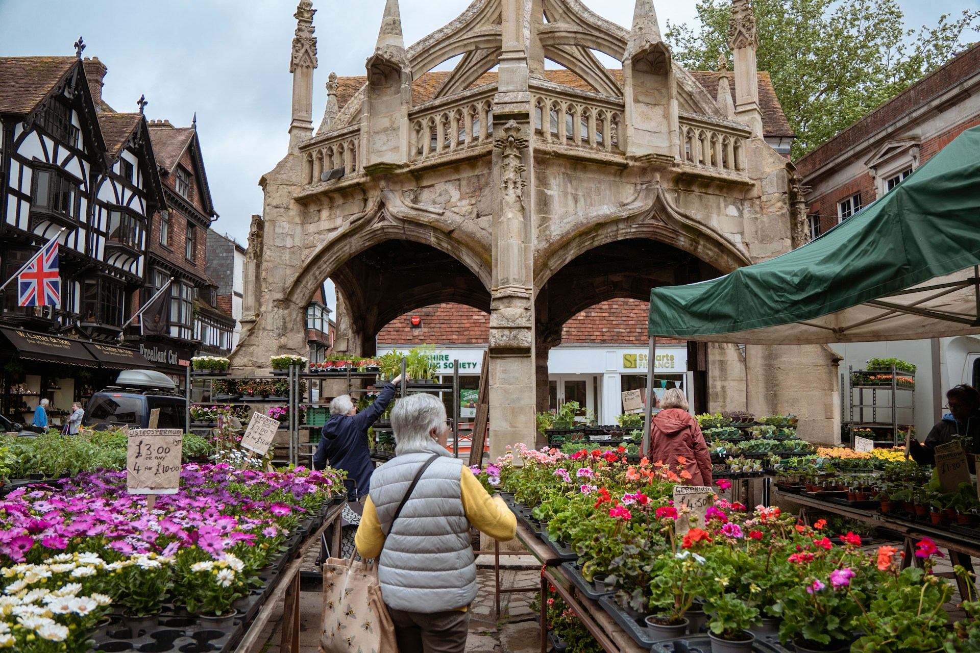 The top 11 spots for shopping in Hampshire