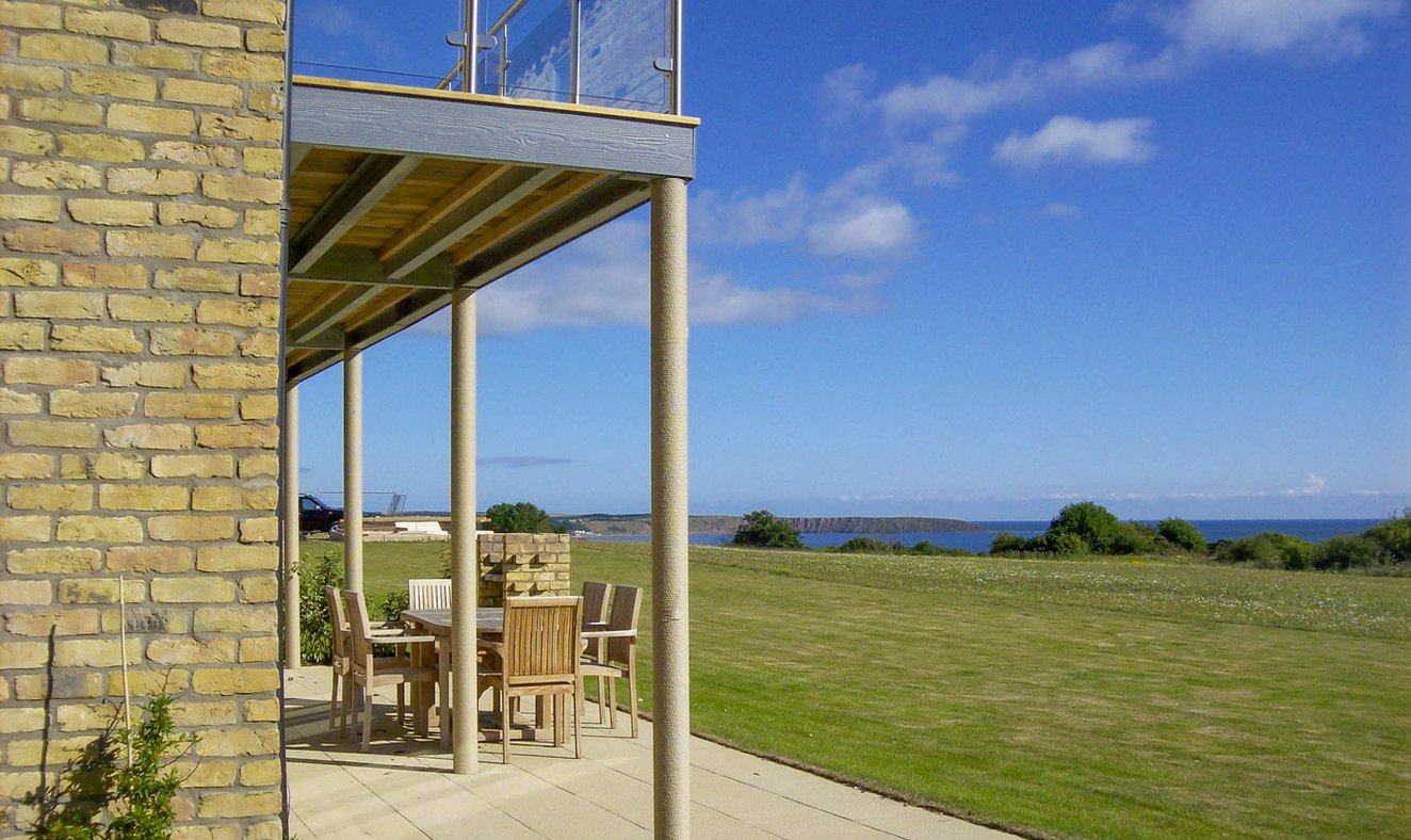 Exclusive Seaview Cottage Bay Filey, Yorkshire Ways to stay Away