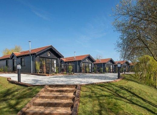 The Lakes Rookley Holiday Park| Isle of Wight | Away Resorts