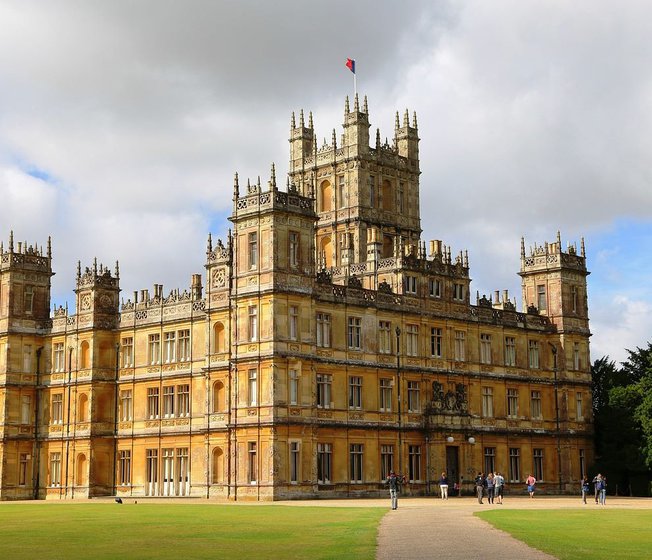 The best castles in Hampshire image