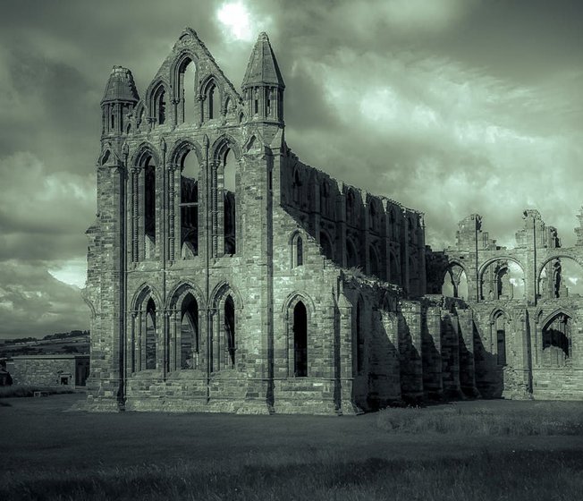 The top 11 most haunted places in the UK image