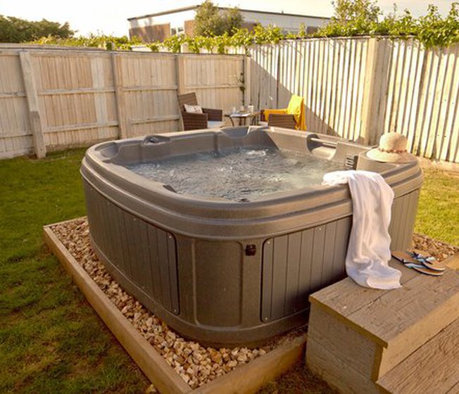 Hot Tub Holidays Isle of Wight Hot Tub Lodges Away Resorts Hot Tub Holidays Isle of Wight Hot Tub Lodges Away Resorts