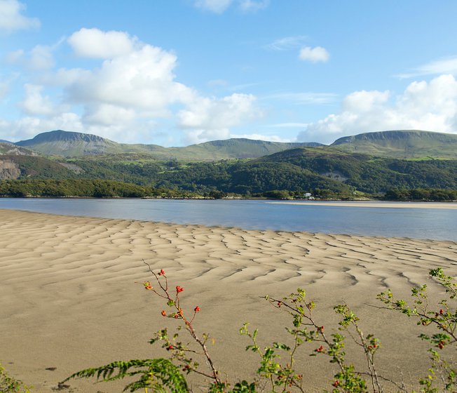 Barmouth Bay Holiday Homes for Sale UK New Lodges & Caravans
