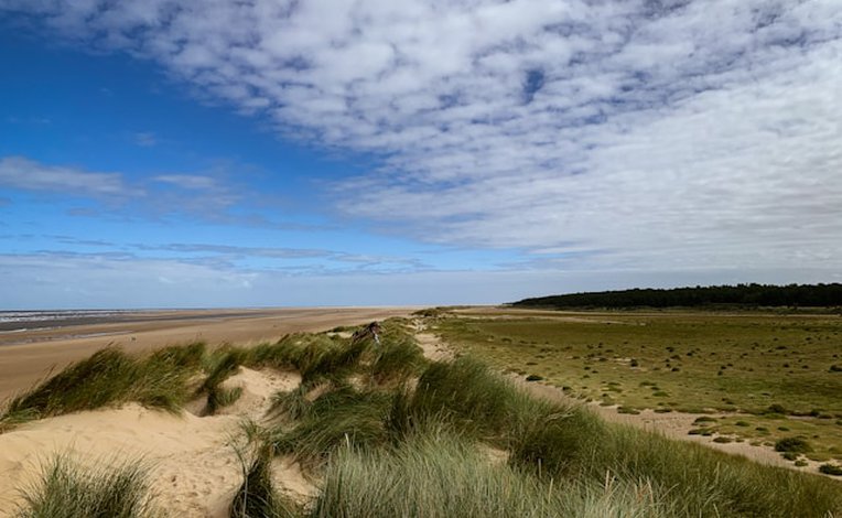 discover-the-best-coastal-camping-beach-camping-away-resorts