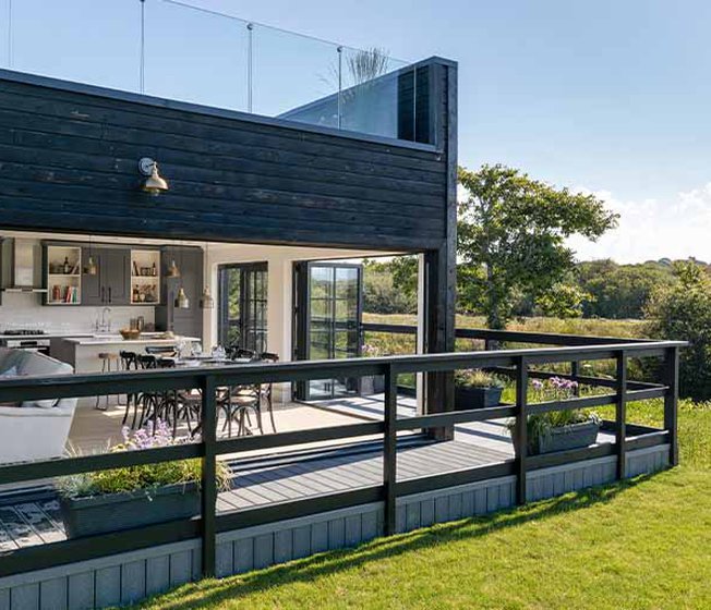 Buying a luxury lodge vs static caravan image