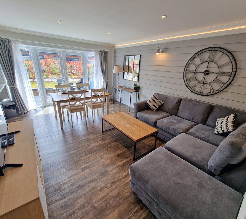 The Lakes Rookley Holiday Park| Isle of Wight | Away Resorts